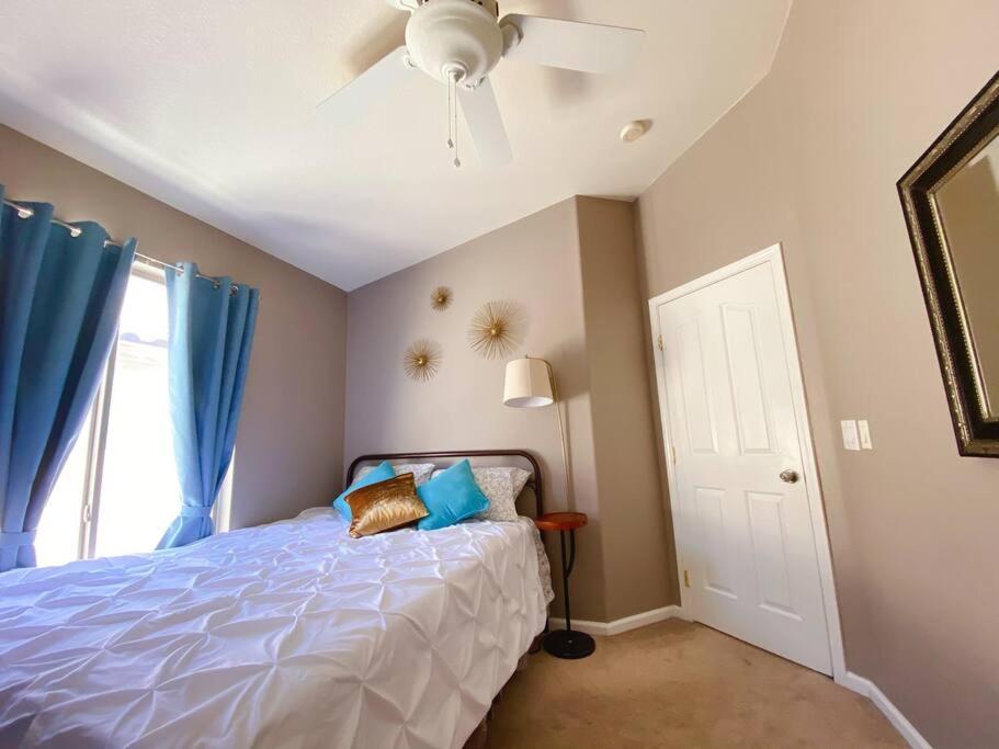 Amazing Heated Pool And Private Hot Tub 3Br In Heart Of Lv Villa Las Vegas Kültér fotó
