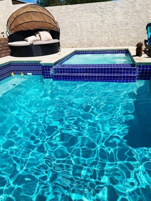 Amazing Heated Pool And Private Hot Tub 3Br In Heart Of Lv Villa Las Vegas Kültér fotó