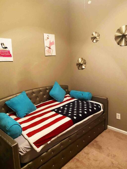 Amazing Heated Pool And Private Hot Tub 3Br In Heart Of Lv Villa Las Vegas Kültér fotó