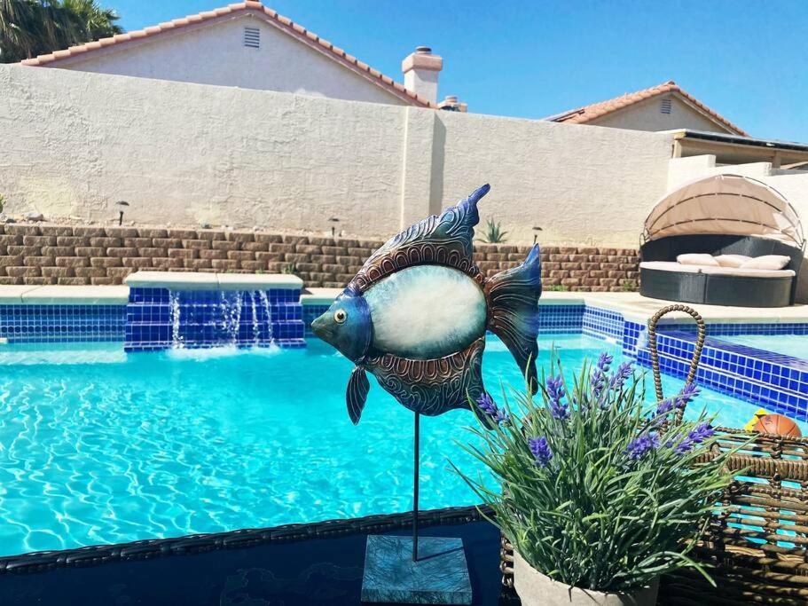 Amazing Heated Pool And Private Hot Tub 3Br In Heart Of Lv Villa Las Vegas Kültér fotó